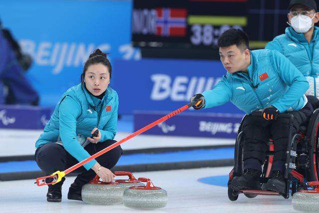 最终巴黎圣日耳曼客场1-1战平里尔，巴黎联赛8连胜遭终结。